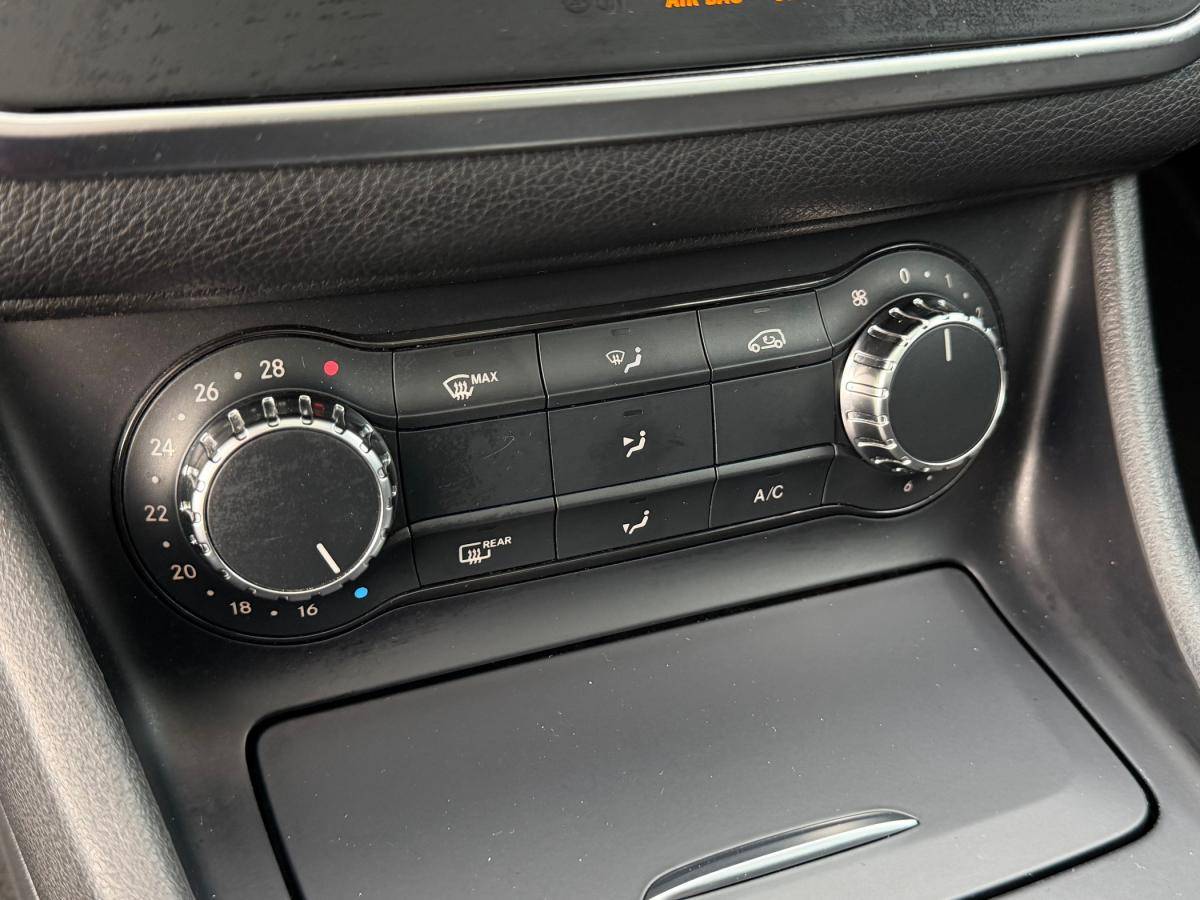mercedes-benz-gla-2015-diesel-2143cc