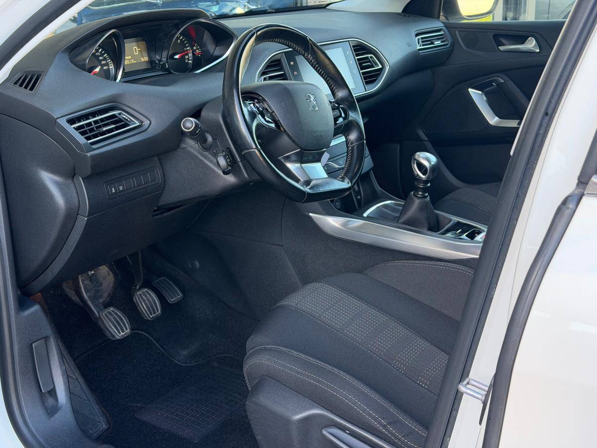 peugeot-308-2016-diesel-1560cc