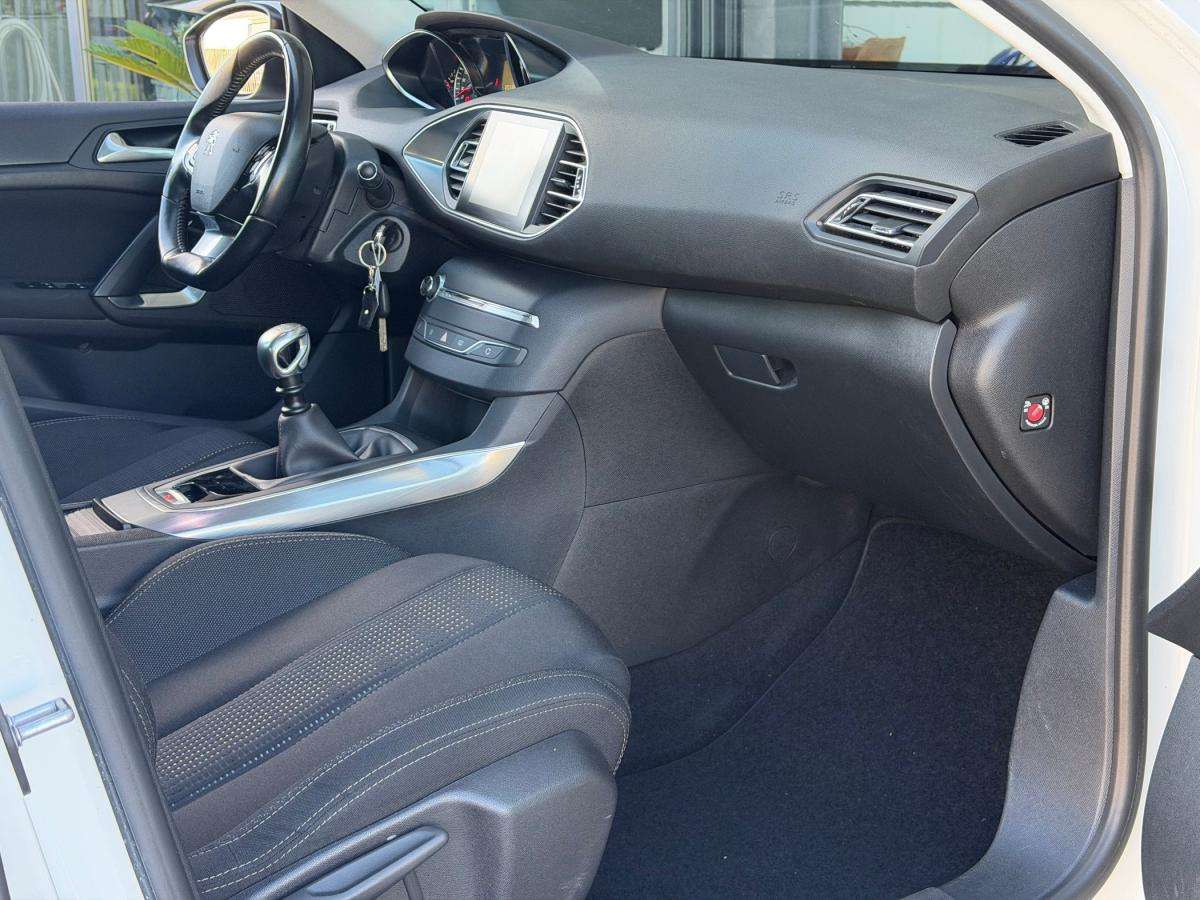 peugeot-308-2016-diesel-1560cc