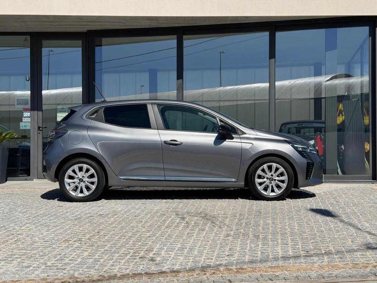 renault-clio-2024-gpl-999cc