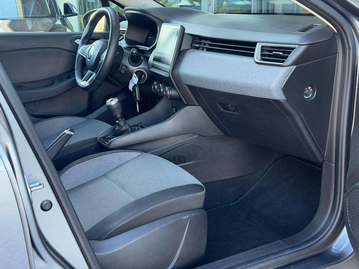 renault-clio-2024-gpl-999cc