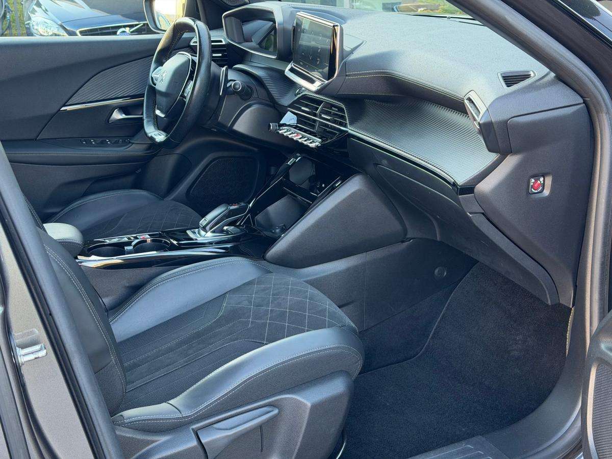 peugeot-2008-2021-gasolina-1199cc
