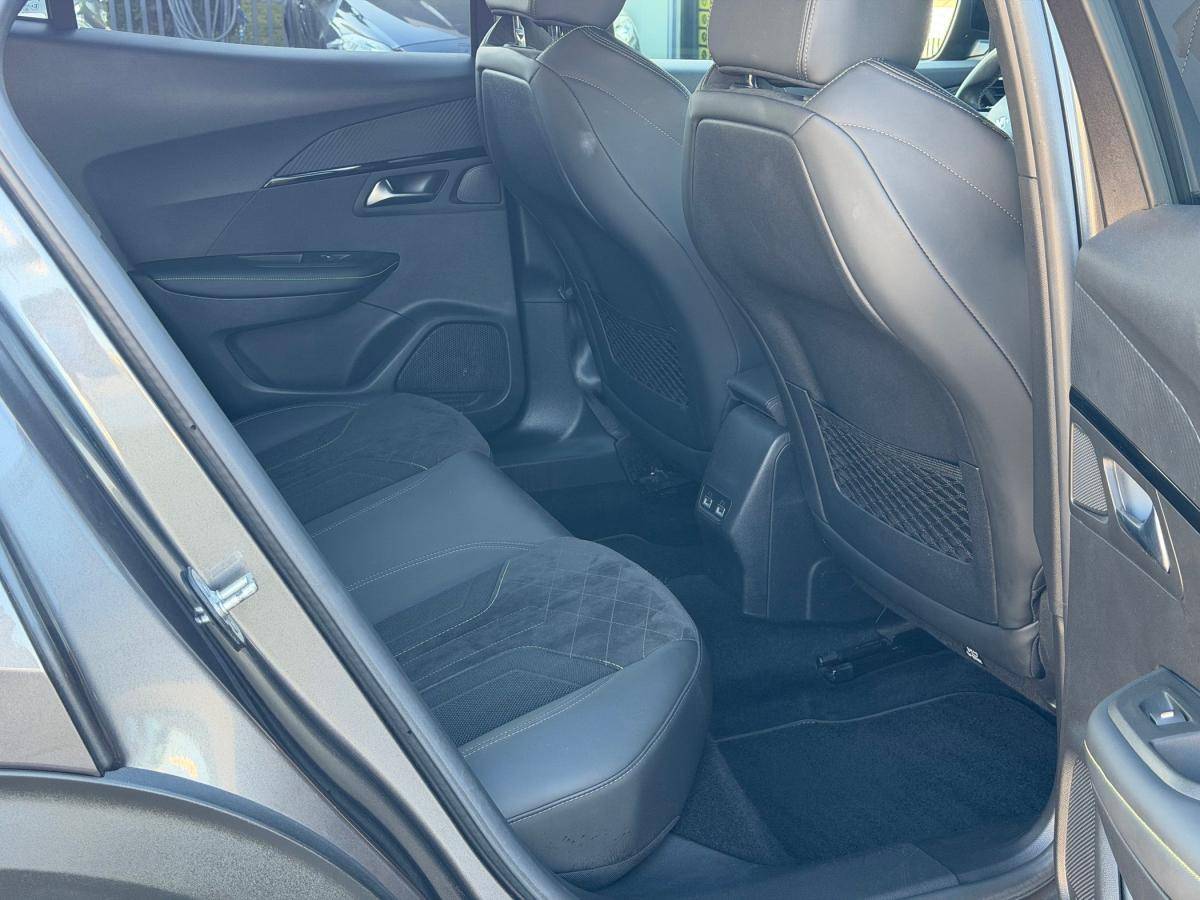 peugeot-2008-2021-gasolina-1199cc