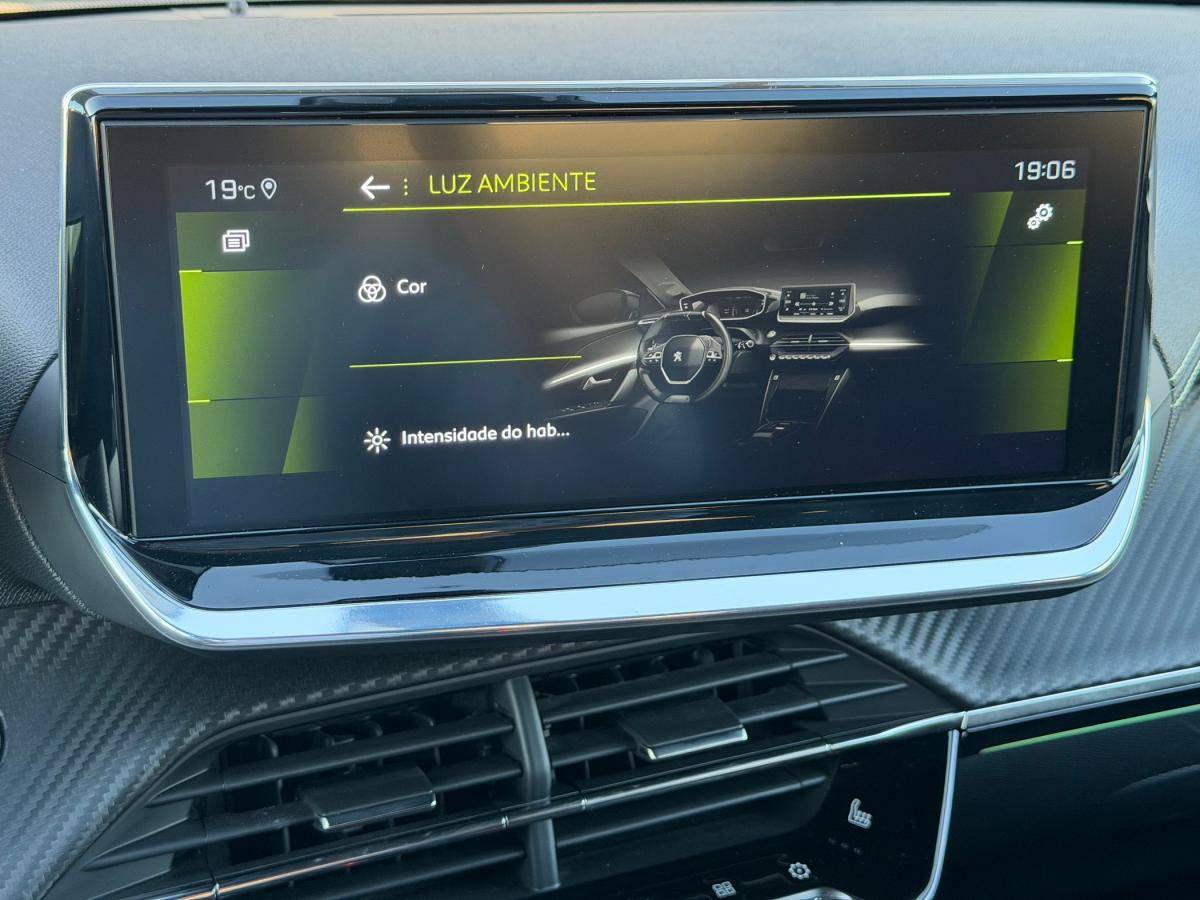 peugeot-2008-2021-gasolina-1199cc