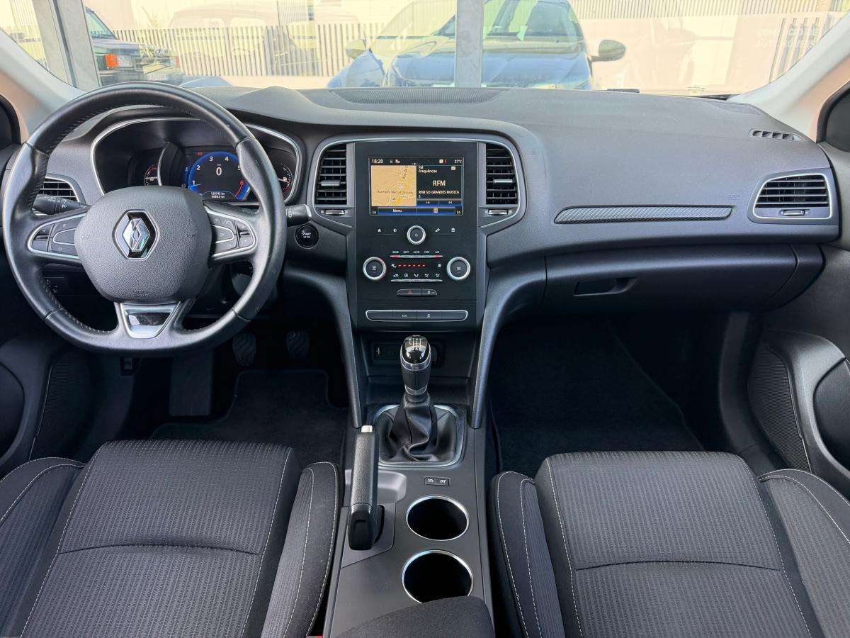 renault-megane-sport-tourer-2018-gasolina-1197cc