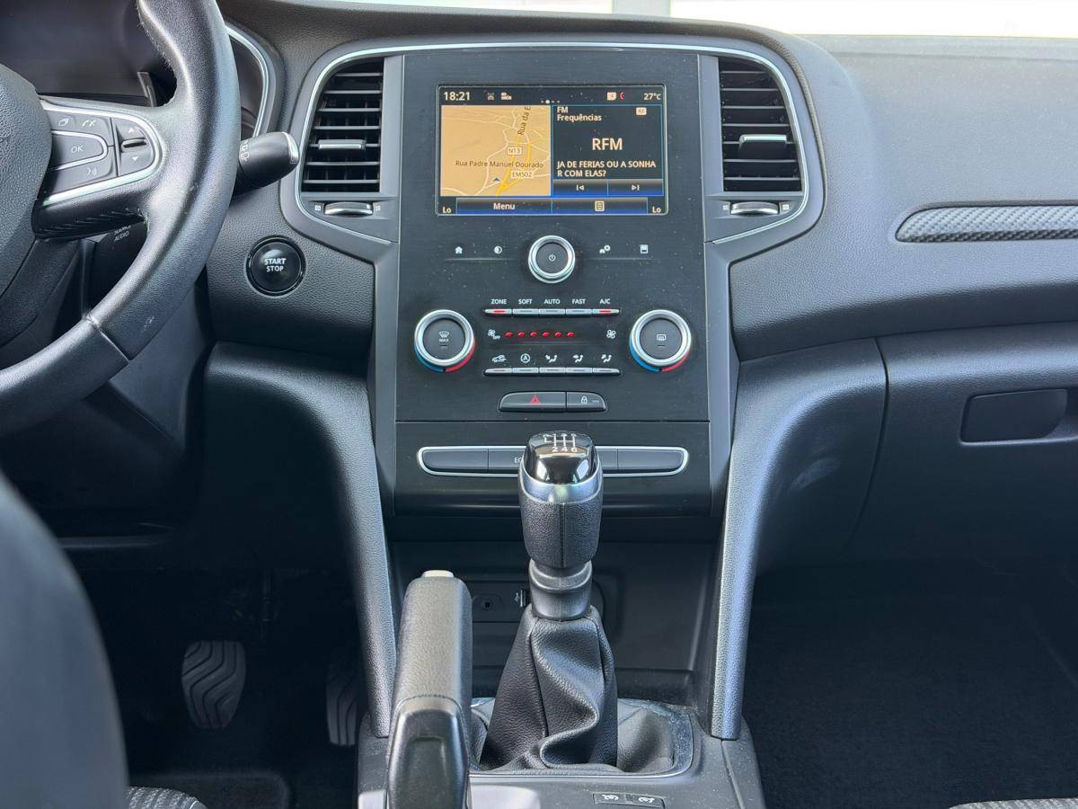 renault-megane-sport-tourer-2018-gasolina-1197cc