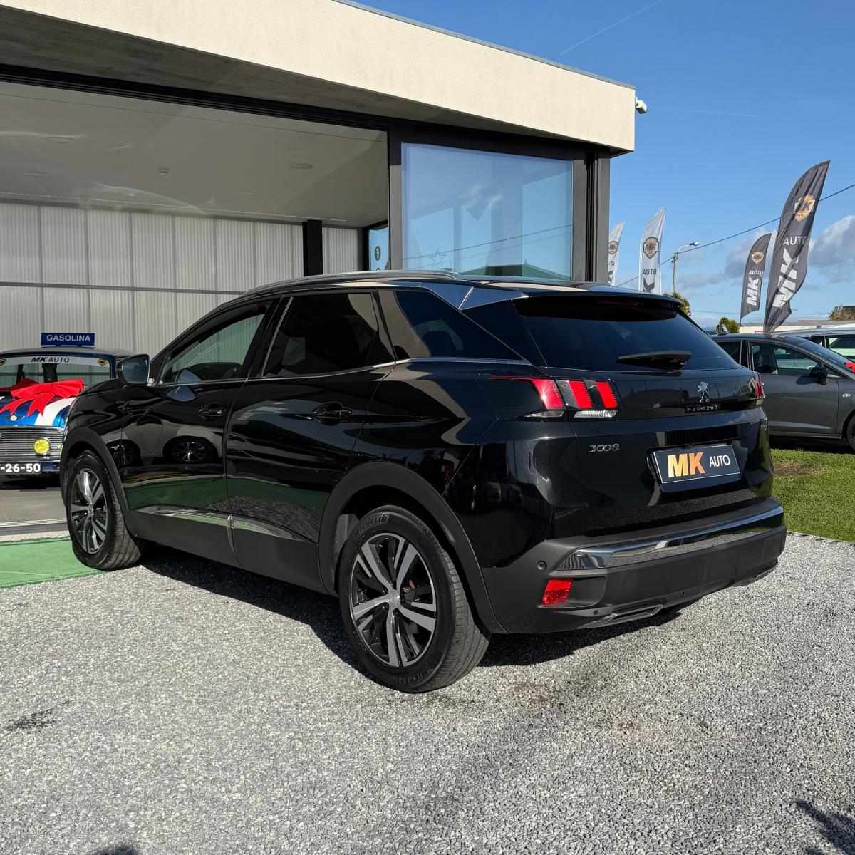 peugeot-3008-2020-diesel-1499cc