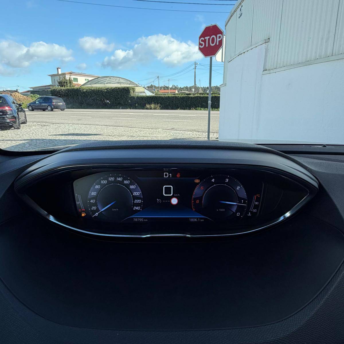 peugeot-3008-2020-diesel-1499cc