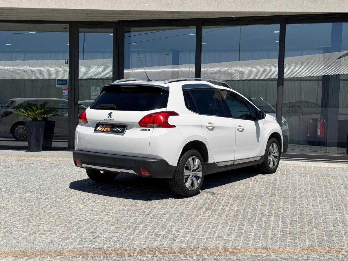 peugeot-2008-2015-gasolina-1199cc