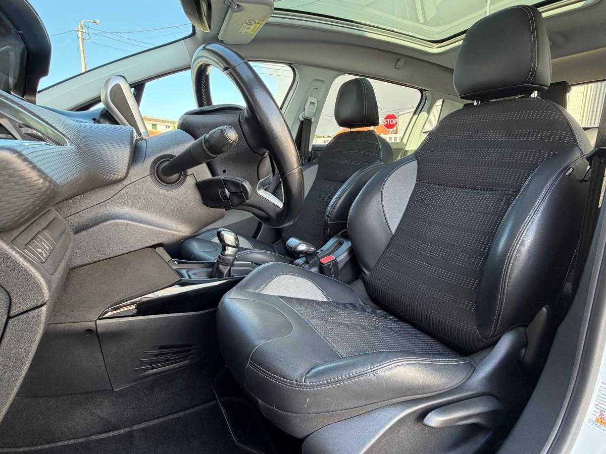 peugeot-2008-2015-gasolina-1199cc
