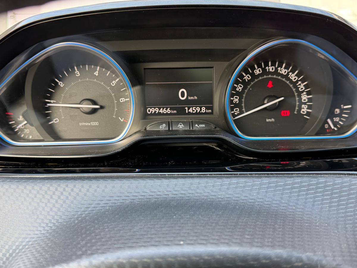 peugeot-2008-2015-gasolina-1199cc