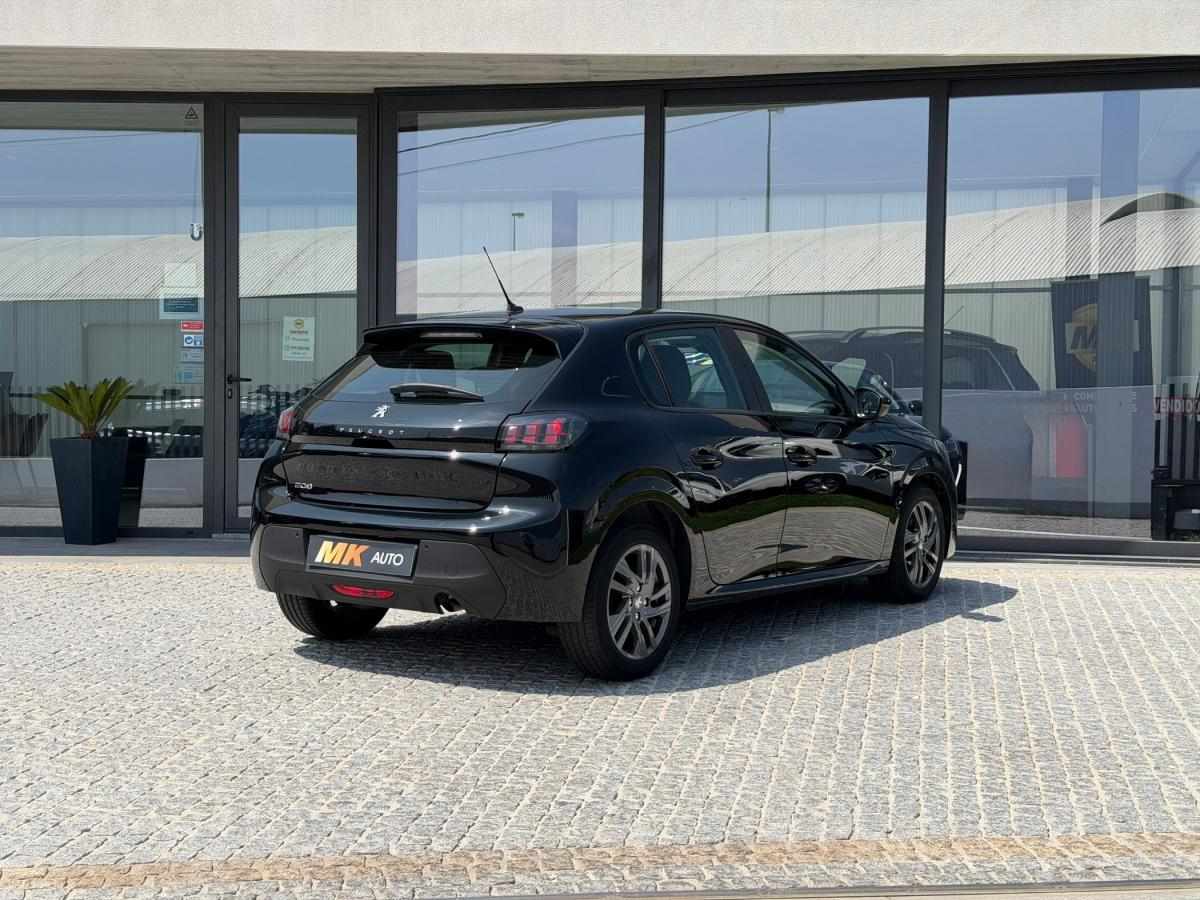 peugeot-208-2022-gasolina-1199cc