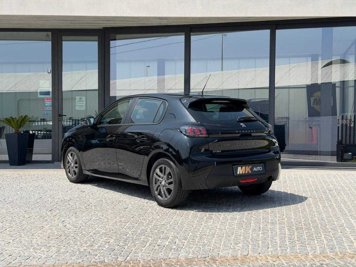 peugeot-208-2022-gasolina-1199cc