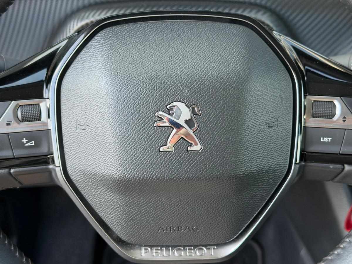 peugeot-208-2022-gasolina-1199cc