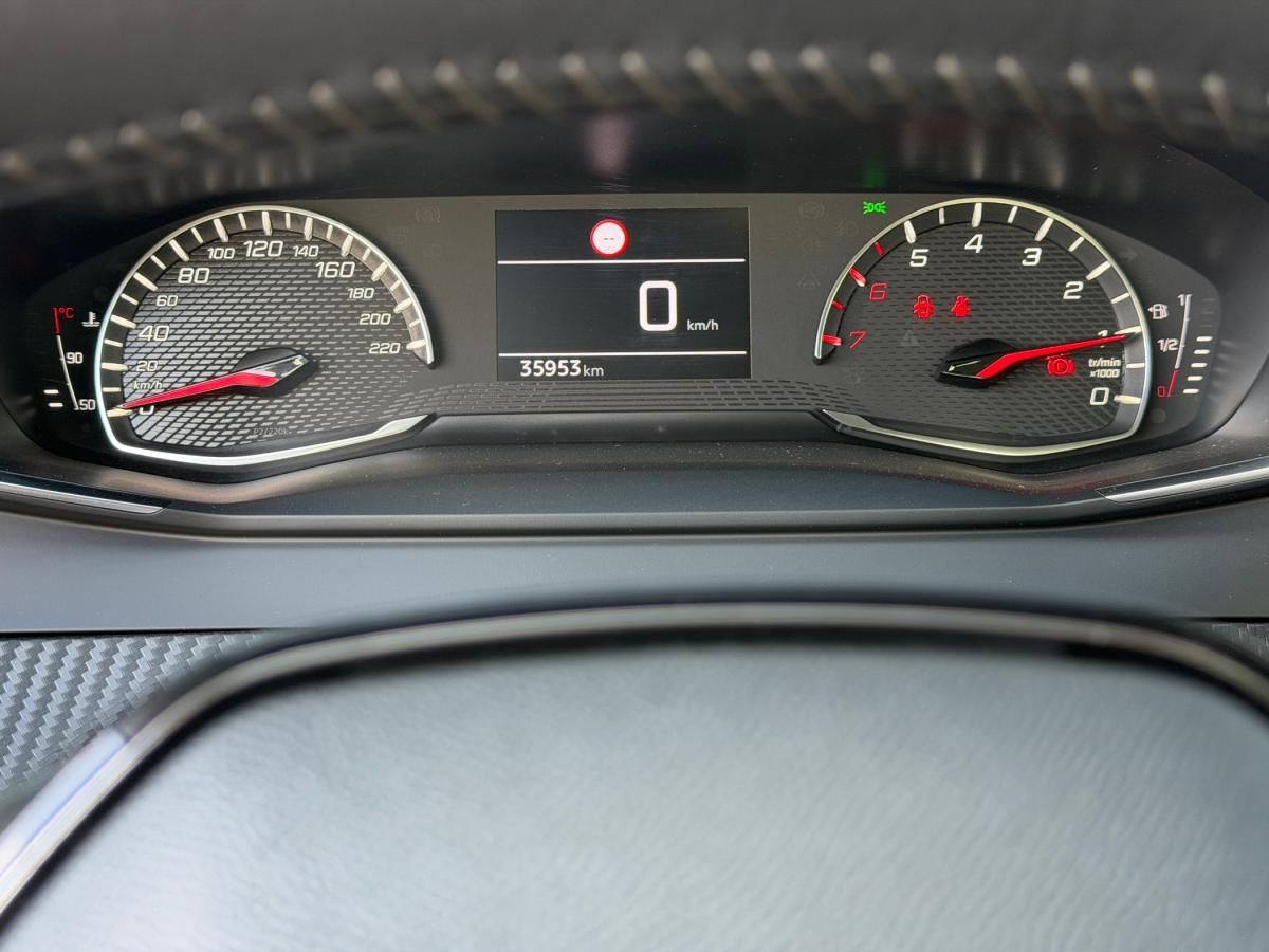 peugeot-208-2022-gasolina-1199cc