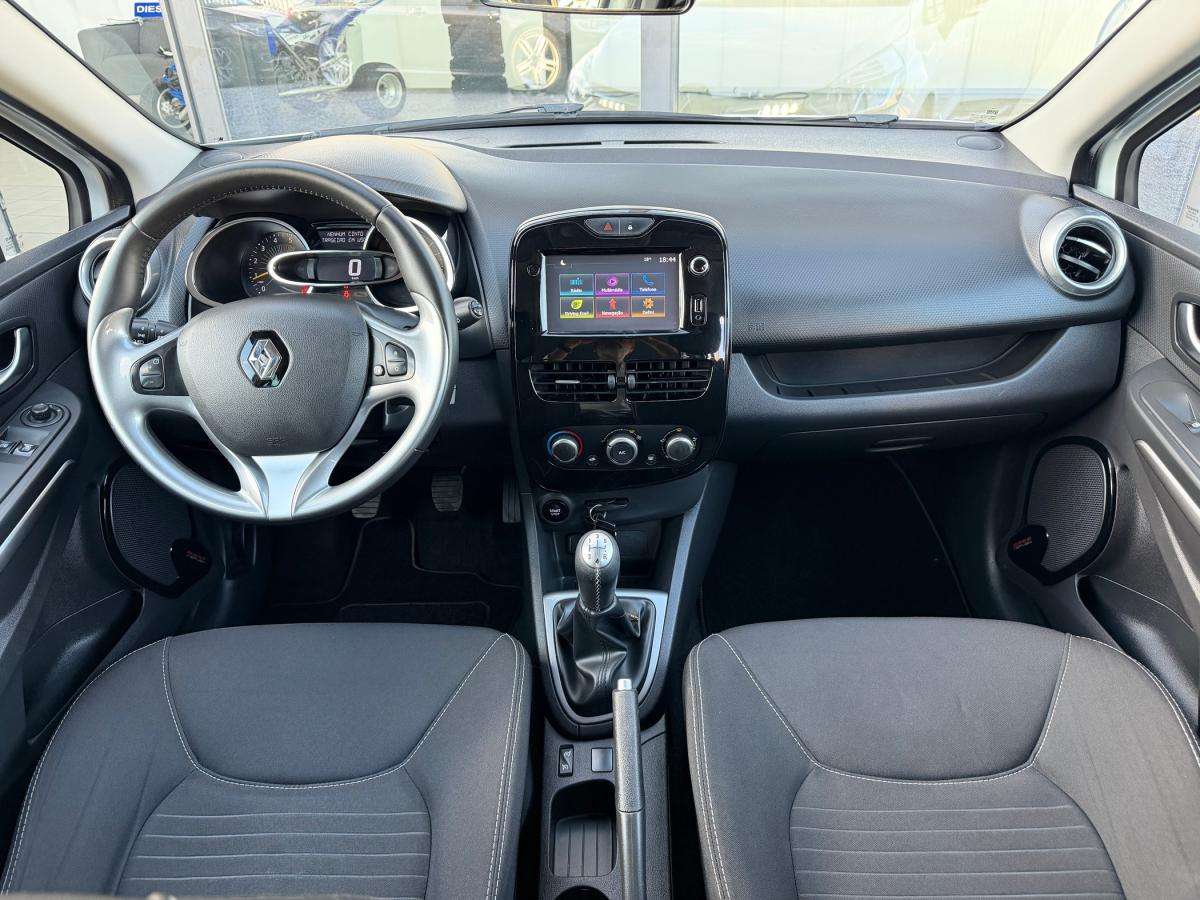 renault-clio-sport-tourer-2016-diesel-1461cc