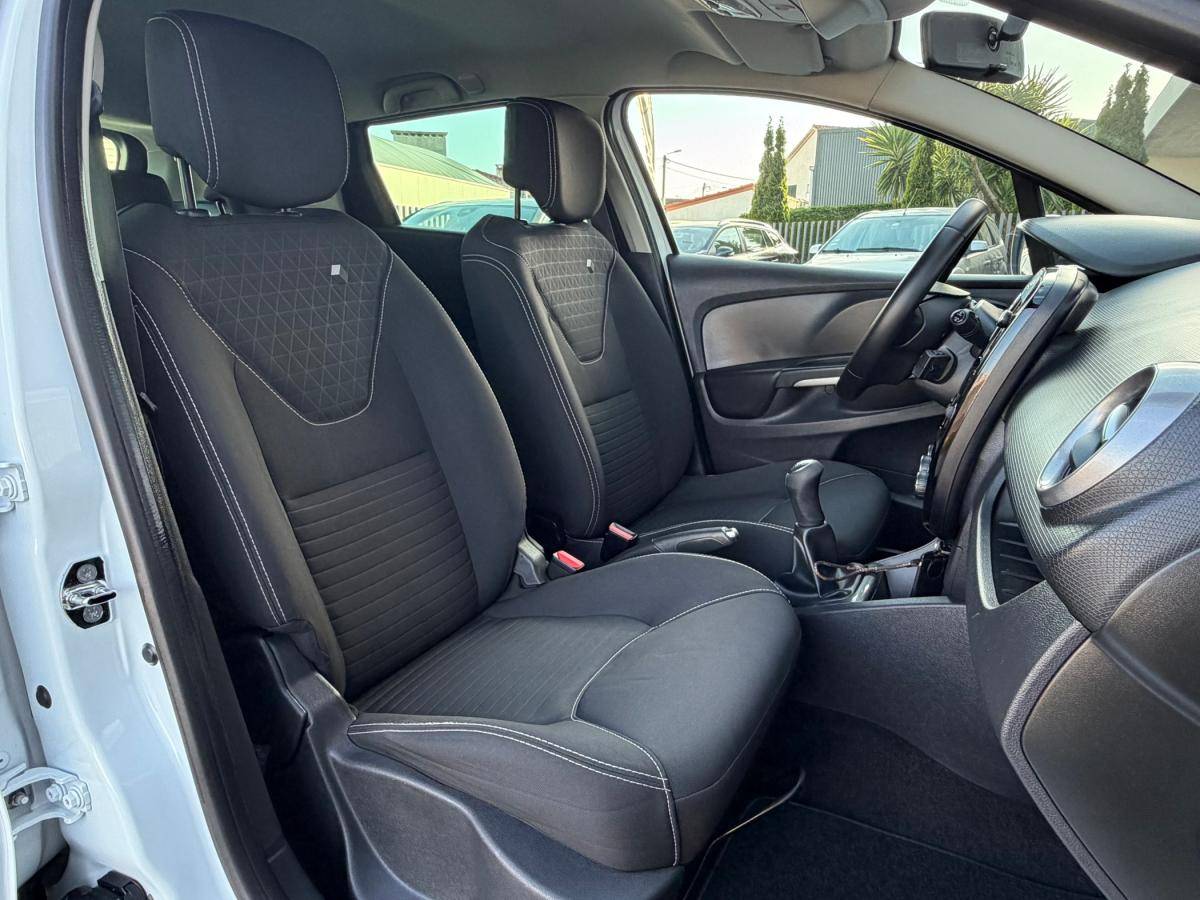 renault-clio-sport-tourer-2016-diesel-1461cc