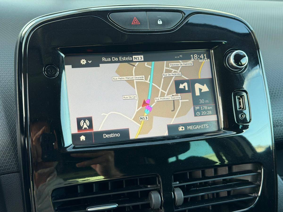 renault-clio-sport-tourer-2016-diesel-1461cc
