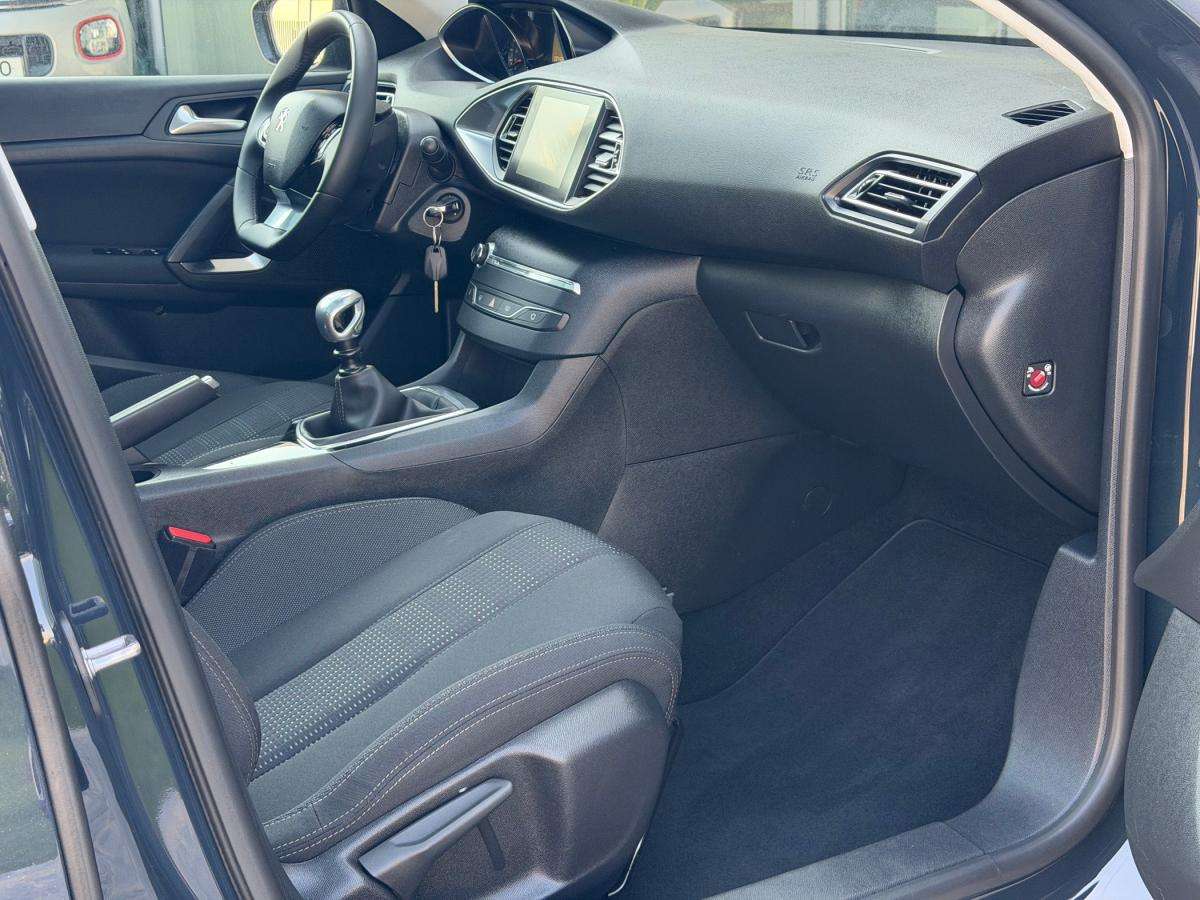 peugeot-308-2017-diesel-1560cc