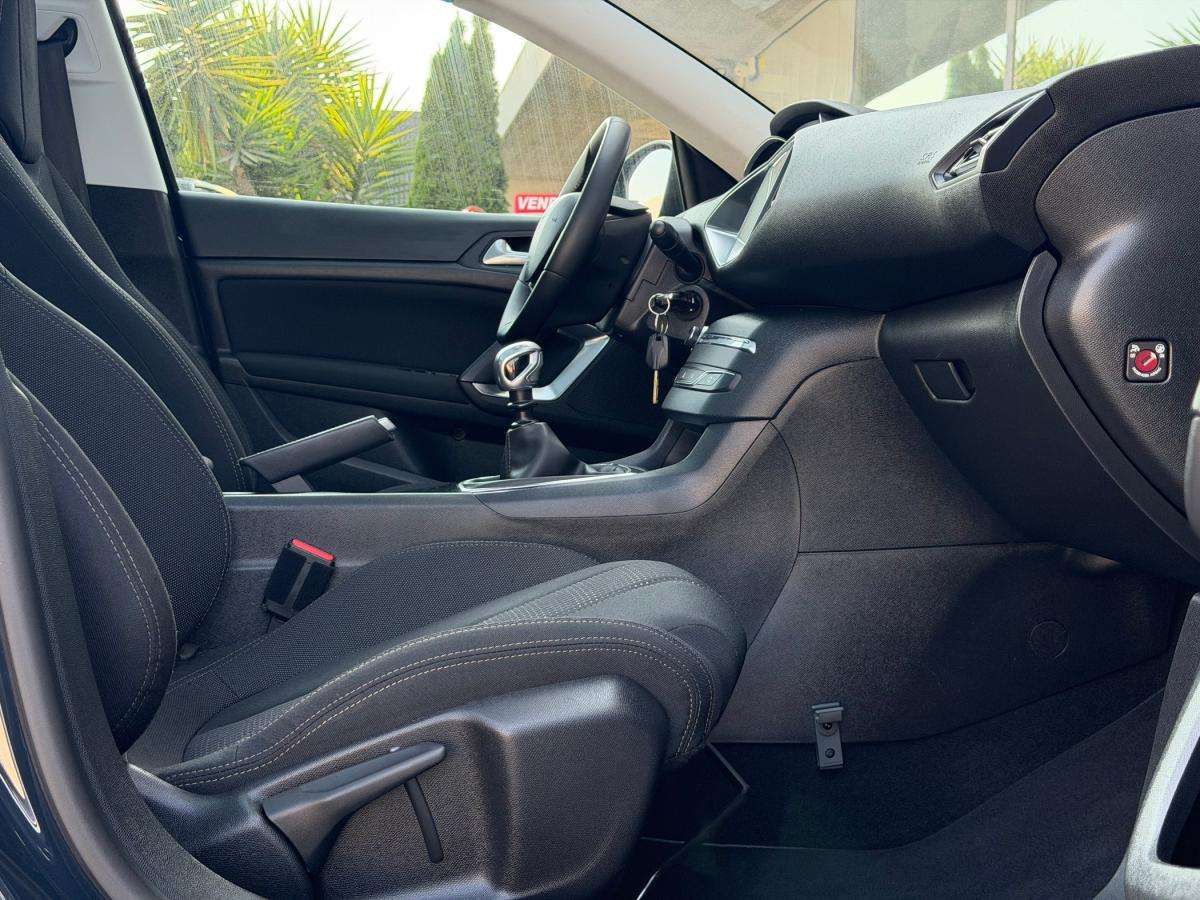 peugeot-308-2017-diesel-1560cc