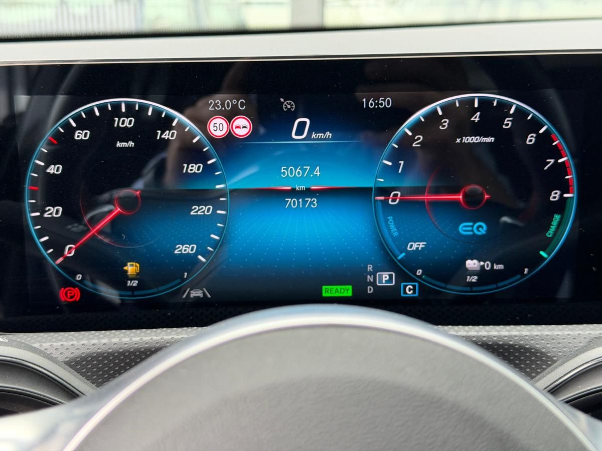 mercedes-benz-classe-a-2021-hibrido-a-gasolina-1332cc