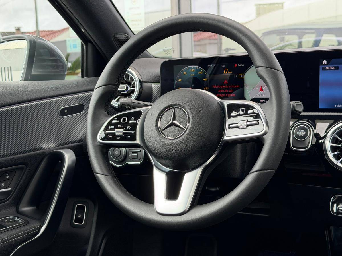 mercedes-benz-classe-a-2022-hibrido-a-gasolina-1332cc