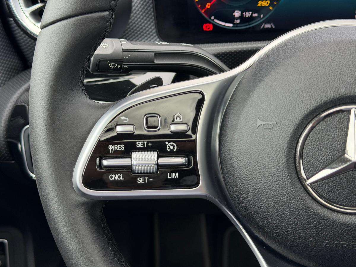 mercedes-benz-classe-a-2022-hibrido-a-gasolina-1332cc