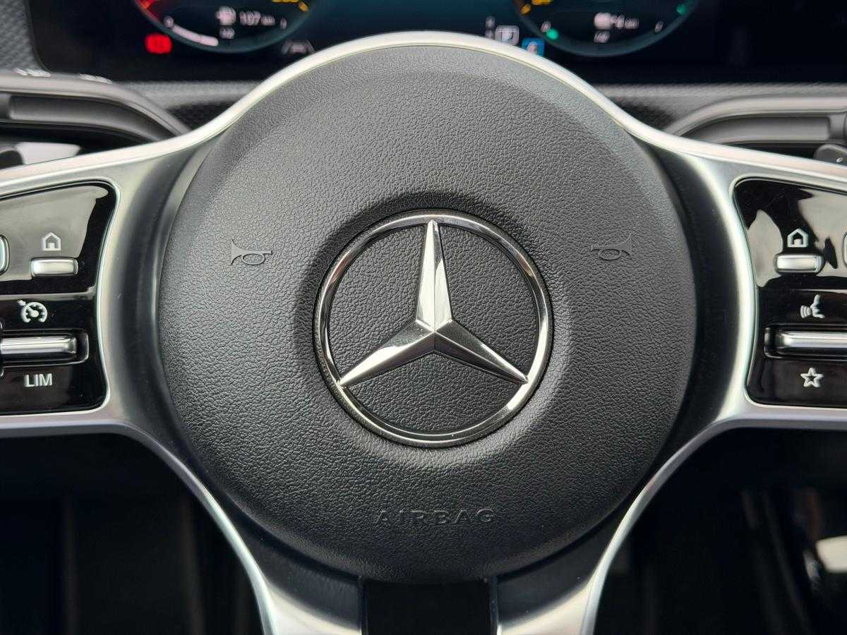 mercedes-benz-classe-a-2022-hibrido-a-gasolina-1332cc
