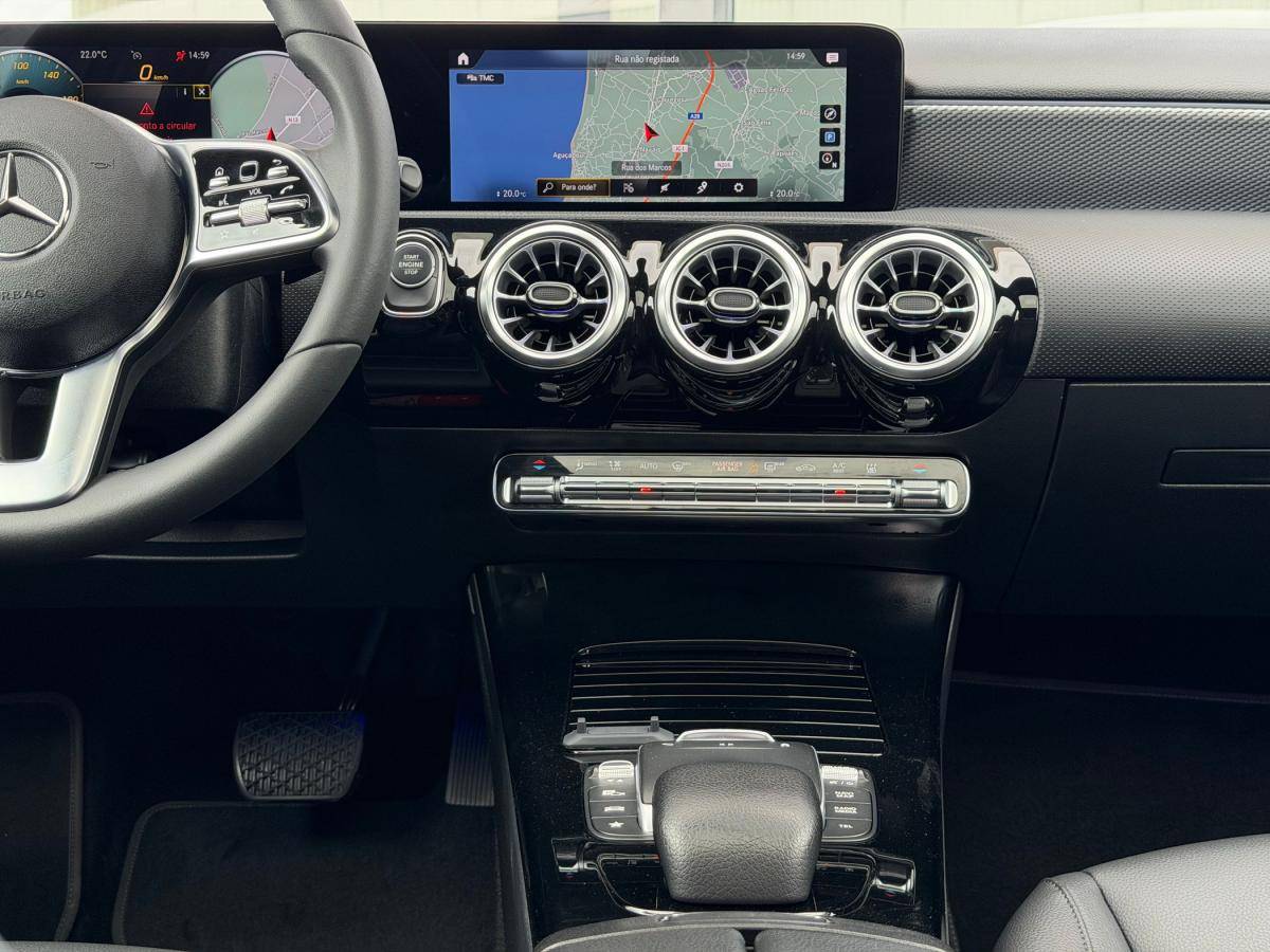 mercedes-benz-classe-a-2022-hibrido-a-gasolina-1332cc