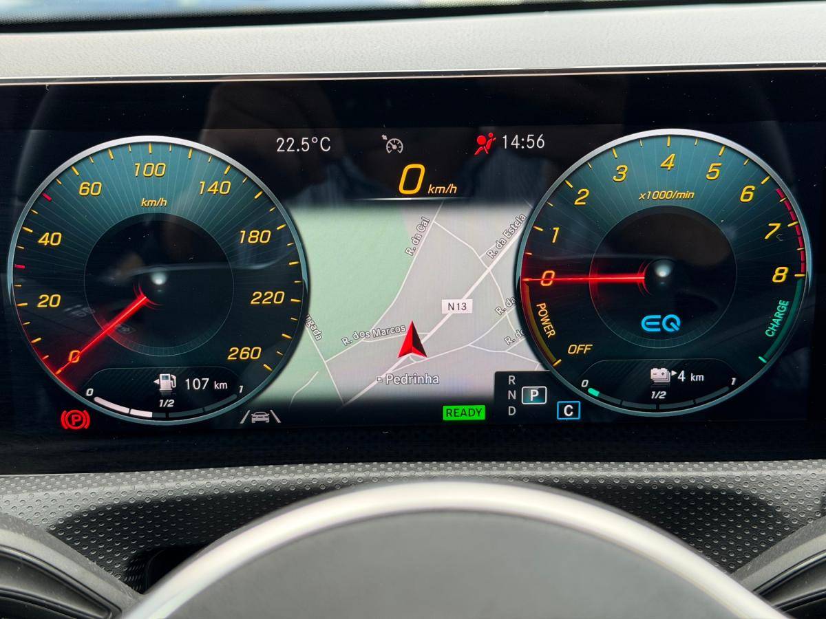 mercedes-benz-classe-a-2022-hibrido-a-gasolina-1332cc