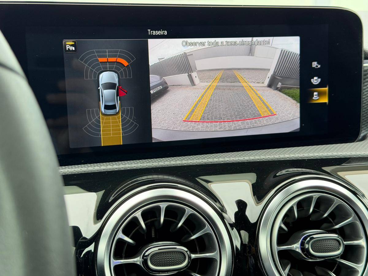 mercedes-benz-classe-a-2022-hibrido-a-gasolina-1332cc