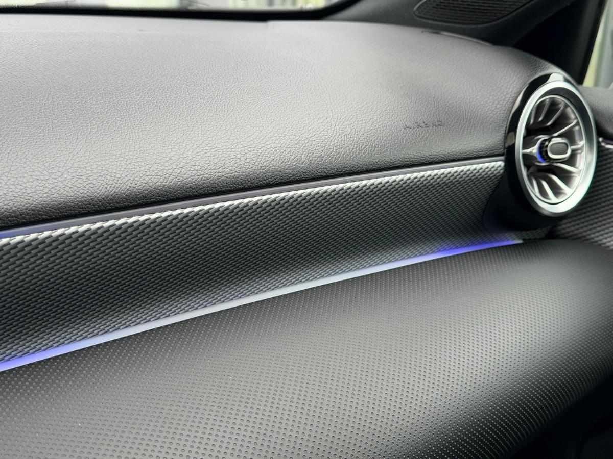 mercedes-benz-classe-a-2022-hibrido-a-gasolina-1332cc