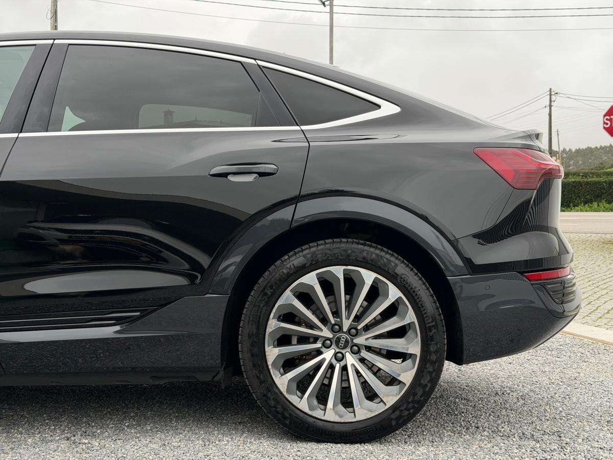 audi-q8-e-tron-2023-eletrico-0cc