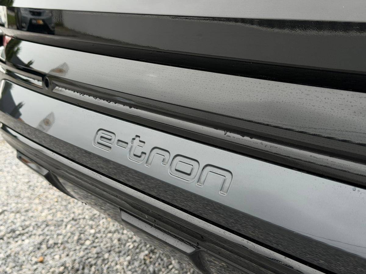 audi-q8-e-tron-2023-eletrico-0cc