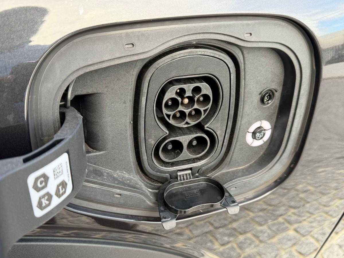 ford-mustang-2022-eletrico-0cc
