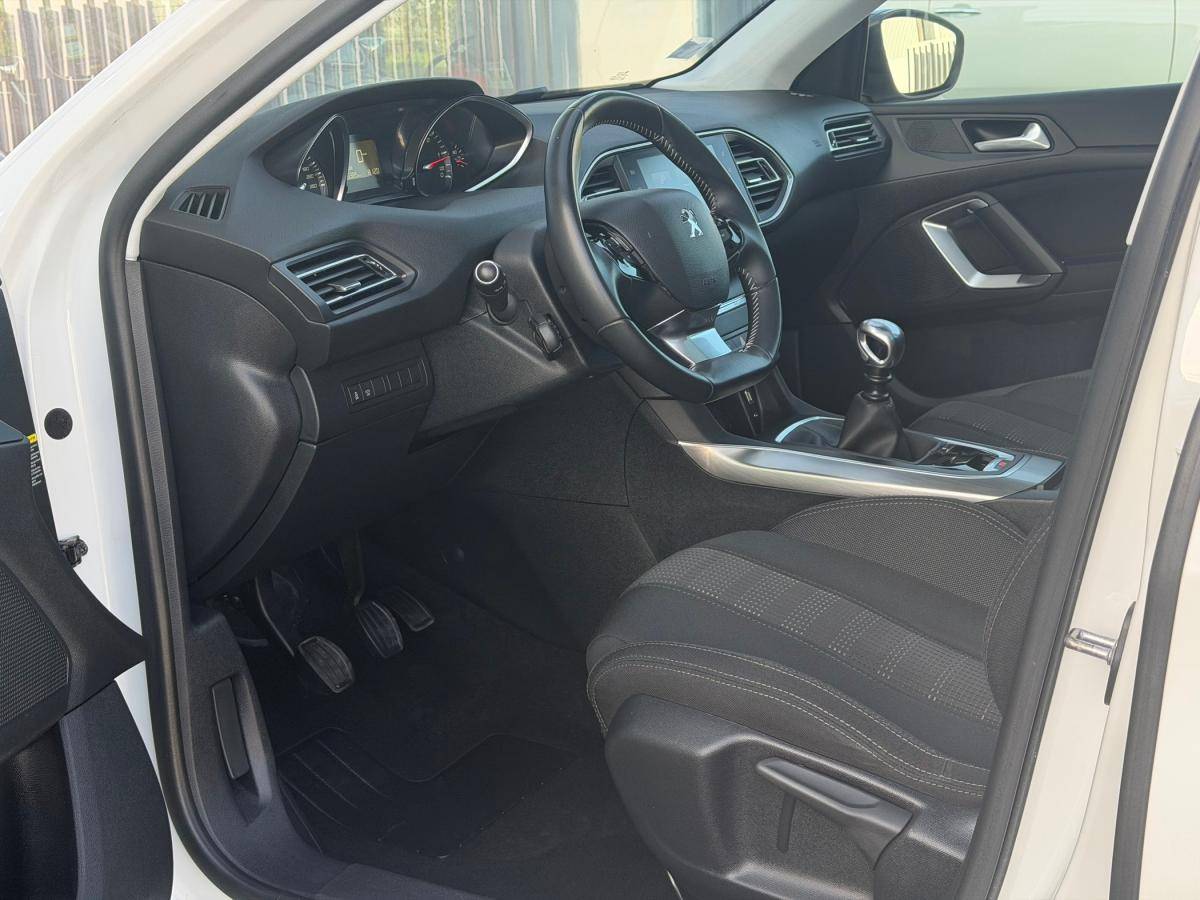 peugeot-308-sw-2016-diesel-1560cc