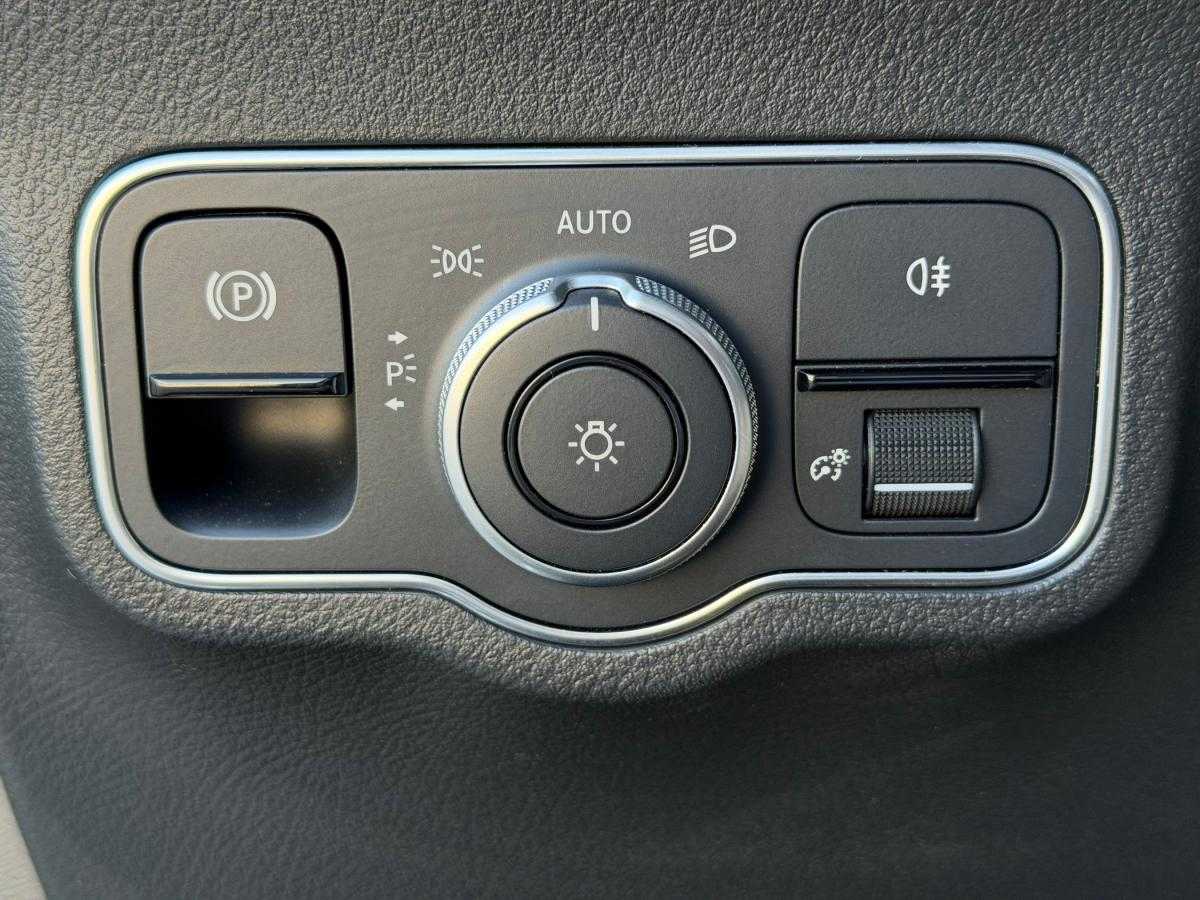 mercedes-benz-eqa-2022-eletrico-0cc