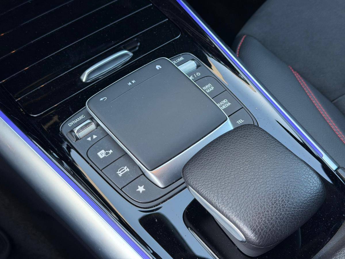 mercedes-benz-eqa-2022-eletrico-0cc