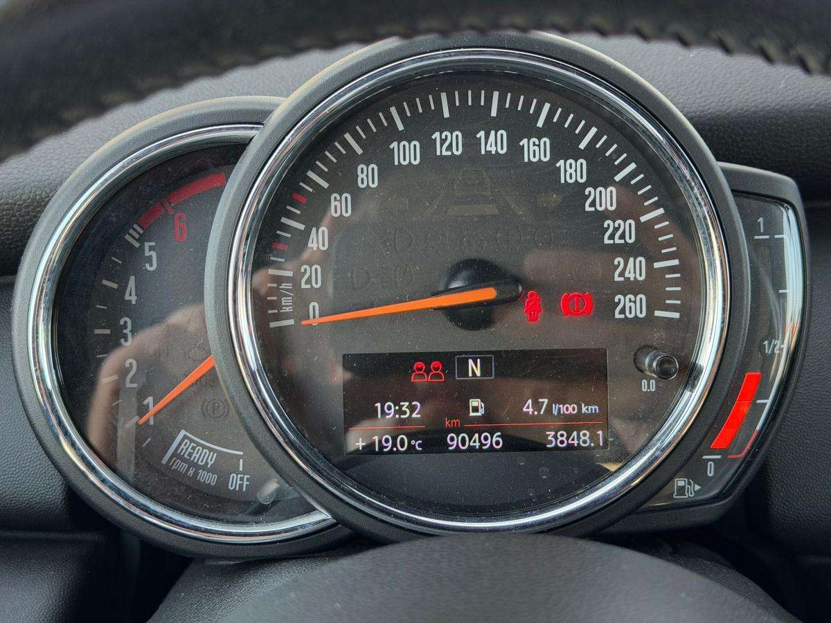 mini-one-2019-diesel-1496cc