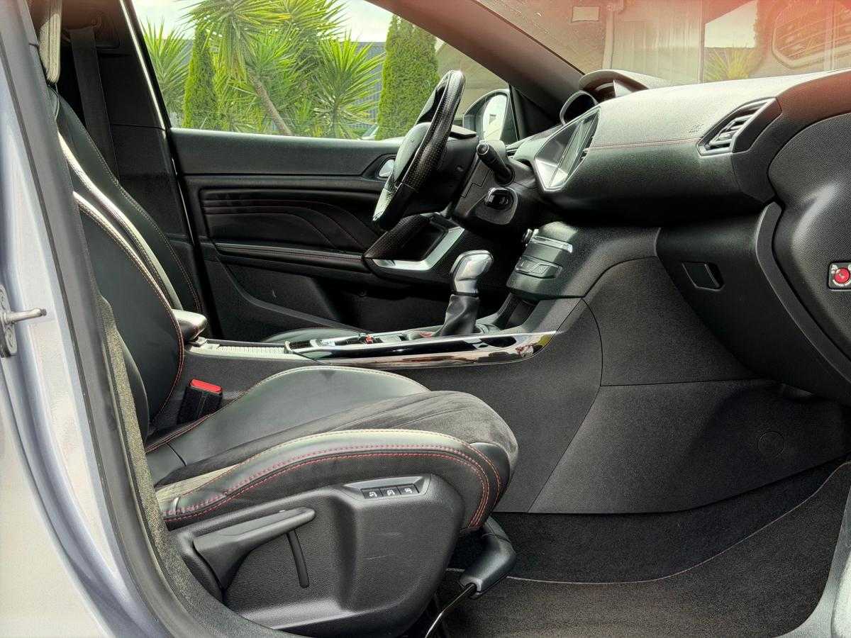 peugeot-308-sw-2015-diesel-1560cc