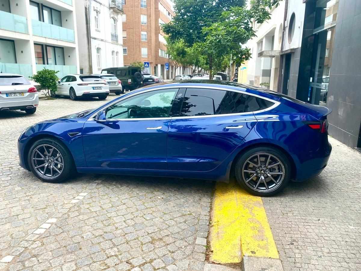 tesla-model-3-2019-eletrico-500cc