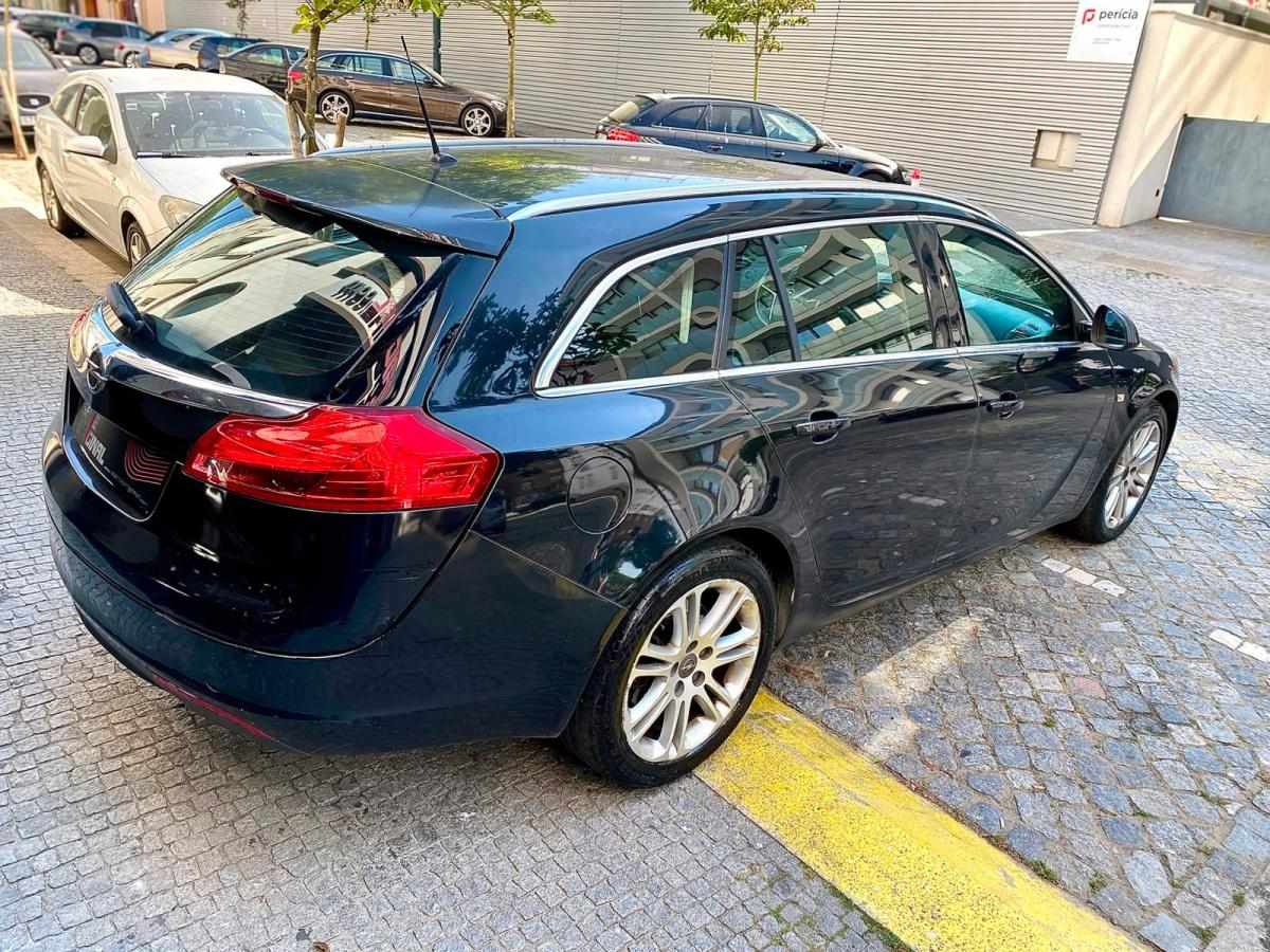 opel-insignia-sports-tourer-2010-diesel-1956cc