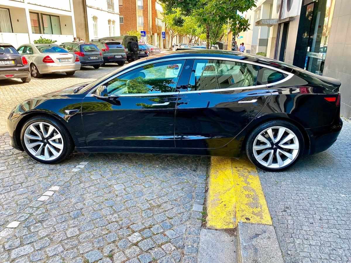 tesla-model-3-2020-eletrico-500cc