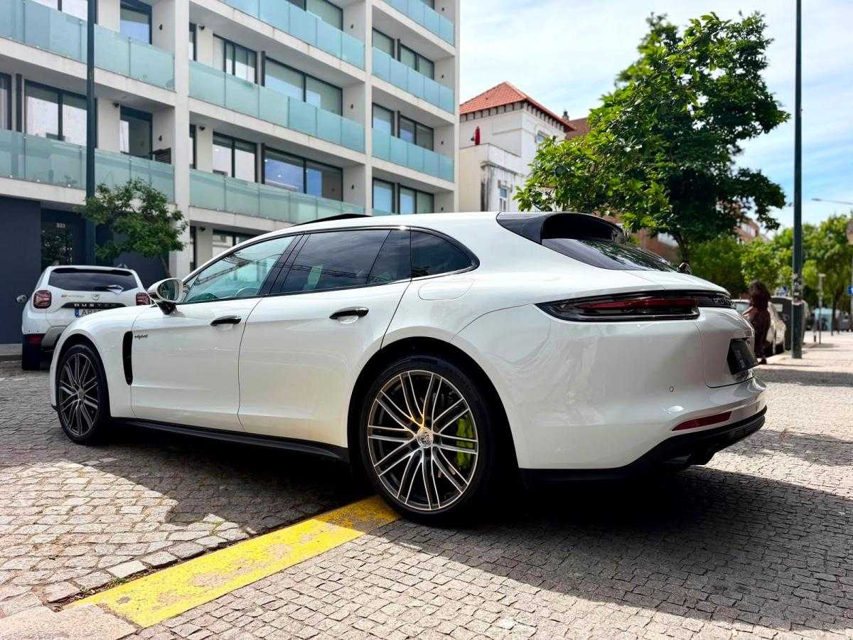 porsche-panamera-sport-turismo-2018-hibrido-a-gasolina-2894cc