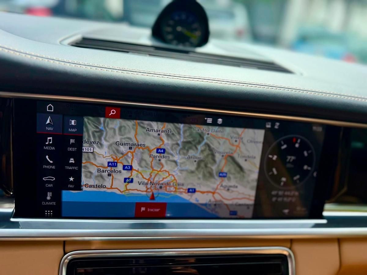 porsche-panamera-sport-turismo-2018-hibrido-a-gasolina-2894cc