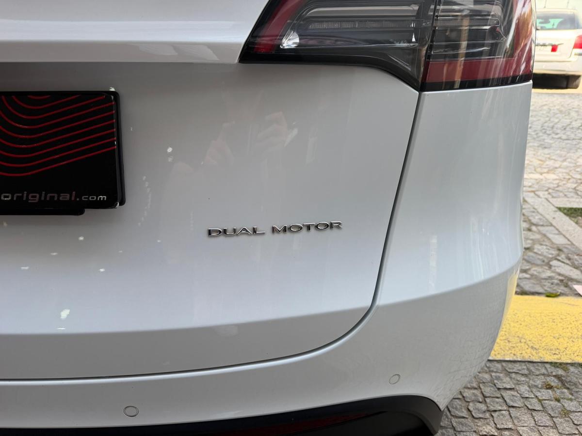 tesla-model-y-2022-eletrico-500cc