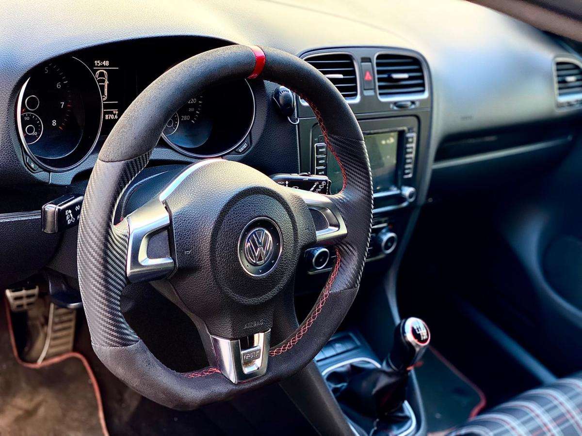 volkswagen-golf-2009-gasolina-1984cc