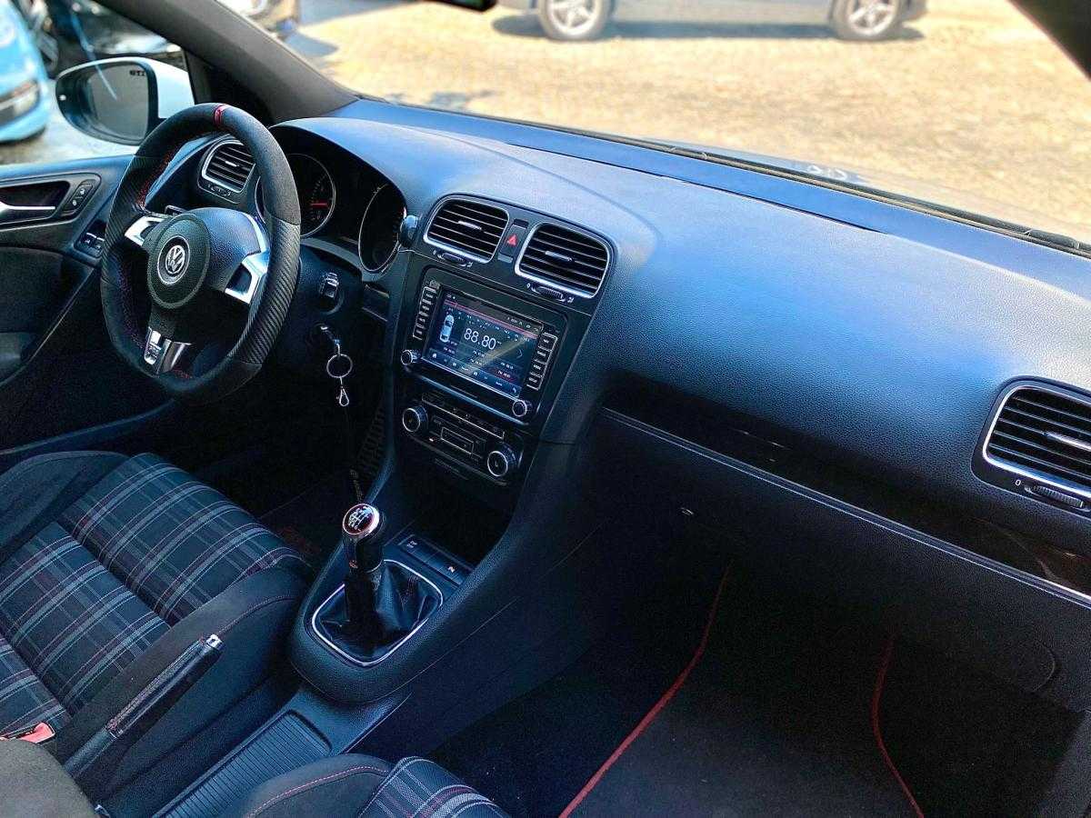 volkswagen-golf-2009-gasolina-1984cc