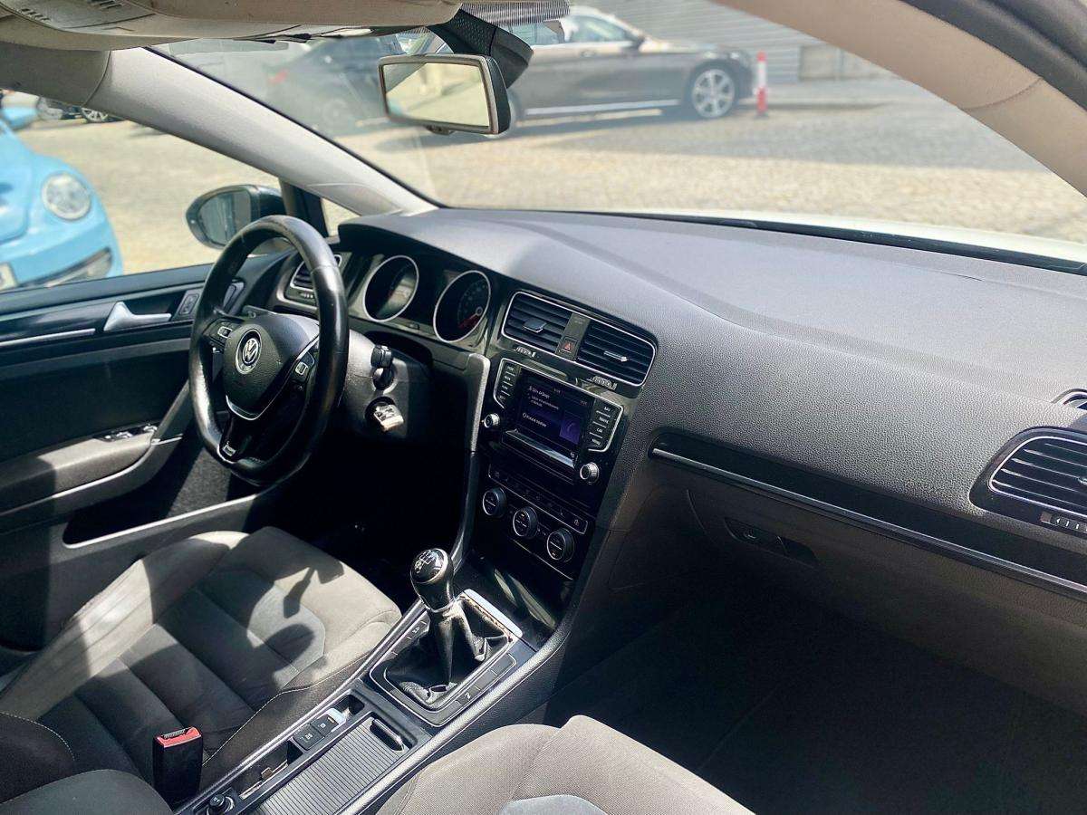 volkswagen-golf-2013-diesel-1598cc