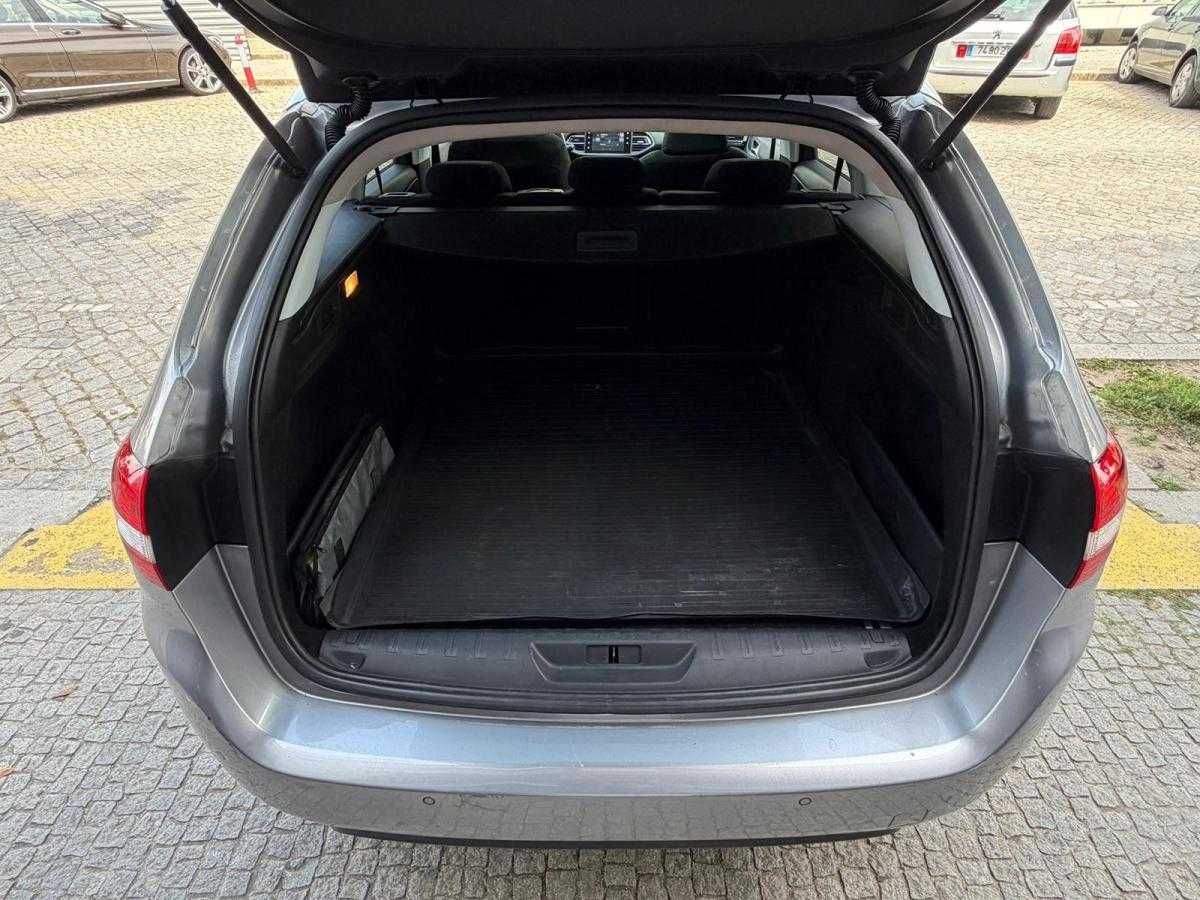 peugeot-308-sw-2014-diesel-1997cc